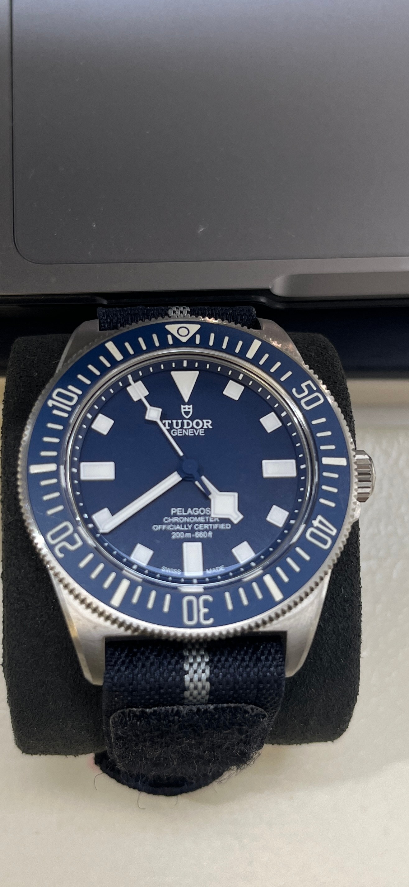 tudor-pelagos-fxd-blue-dialbezel-42mm-watch-m25707b25-0001